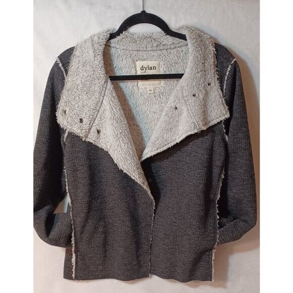 Dylan Womens Jacket Small Gray Faux Fur Lined Long Sleeve Buttons Soft - Picture 1 of 11